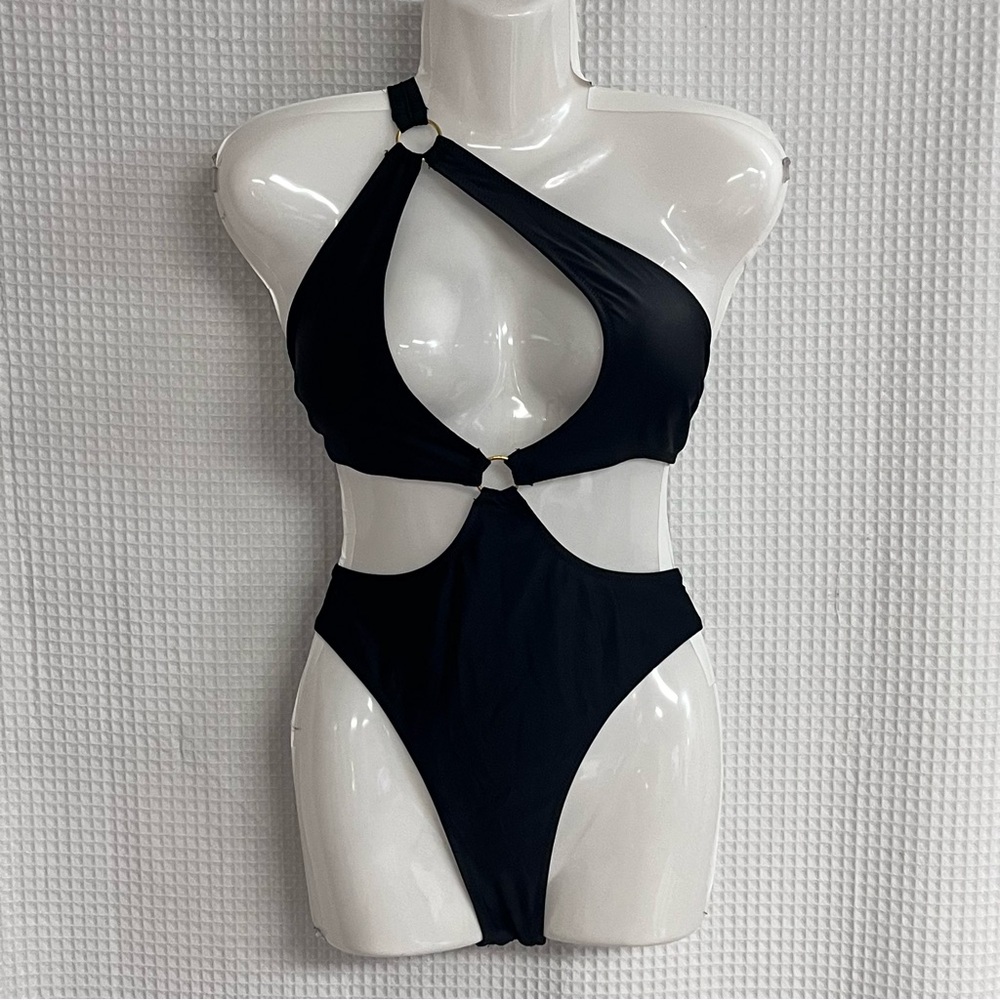 Hilinker ladies Black Cutout One-Piece Swimsuit size medium (NWT)